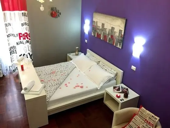 Tek Büyük Yataklı Oda, Ortak Banyo