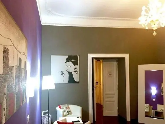 Tek Büyük Yataklı Oda, Ortak Banyo