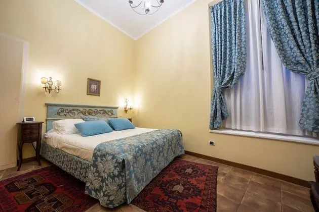 Classic Tek Büyük veya İki Ayrı Yataklı Oda