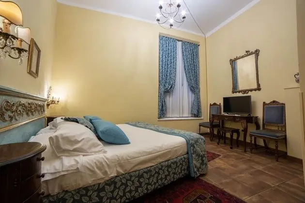 Classic Tek Büyük veya İki Ayrı Yataklı Oda