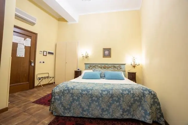 Classic Tek Büyük veya İki Ayrı Yataklı Oda