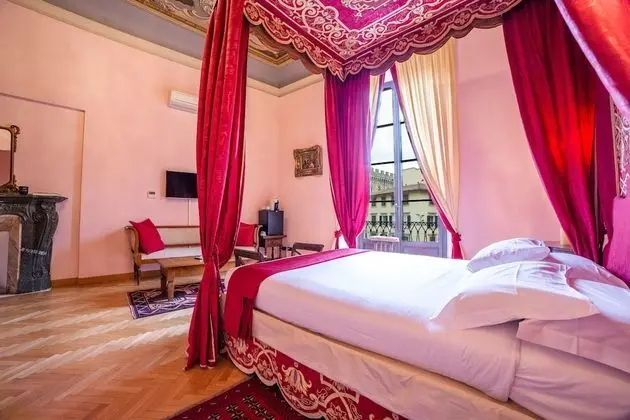 Junior Suite, Jacuzzi, City View