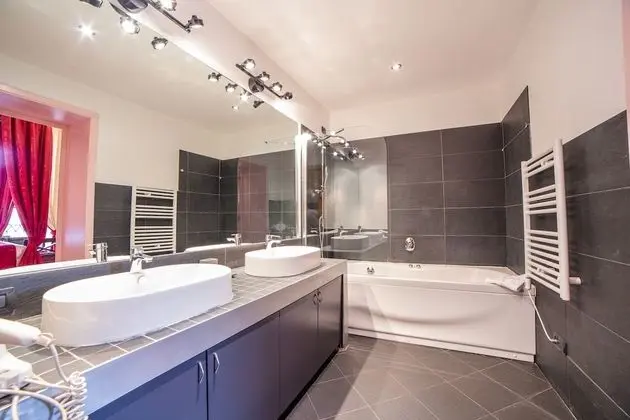 Junior Suite, Jacuzzi, City View