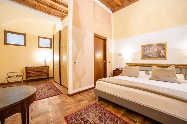 Superior Tek Büyük Yataklı Oda