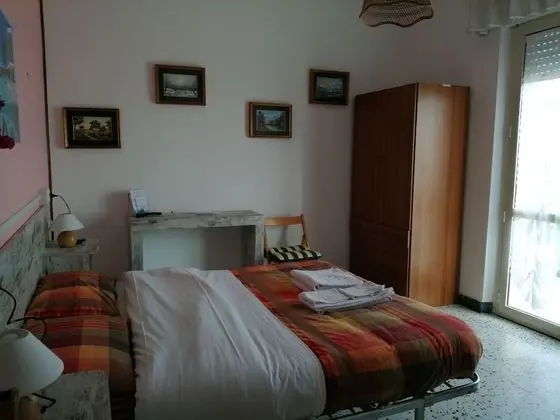 Tek Büyük Yataklı Oda