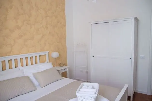 Standard Tek Büyük Yataklı Oda (Private External Bathroom)
