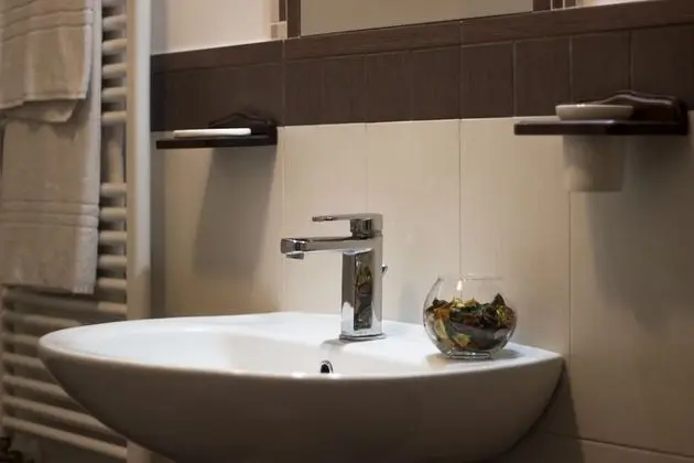 Standard Tek Büyük Yataklı Oda (Private External Bathroom)