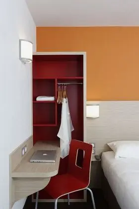 Tek Büyük Yataklı Oda, Sigara İçilmez