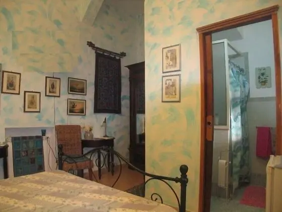 Tek Büyük veya İki Ayrı Yataklı Oda, Sigara İçilmez