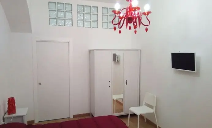 Tek Büyük Yataklı Oda (Red)