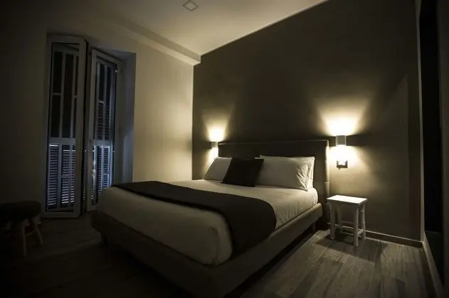 Classic Tek Büyük Yataklı Oda