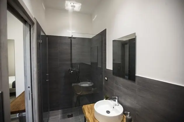 Design Tek Büyük Yataklı Oda