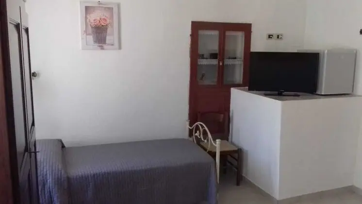 Tek Büyük Yataklı Oda, Ortak Banyo