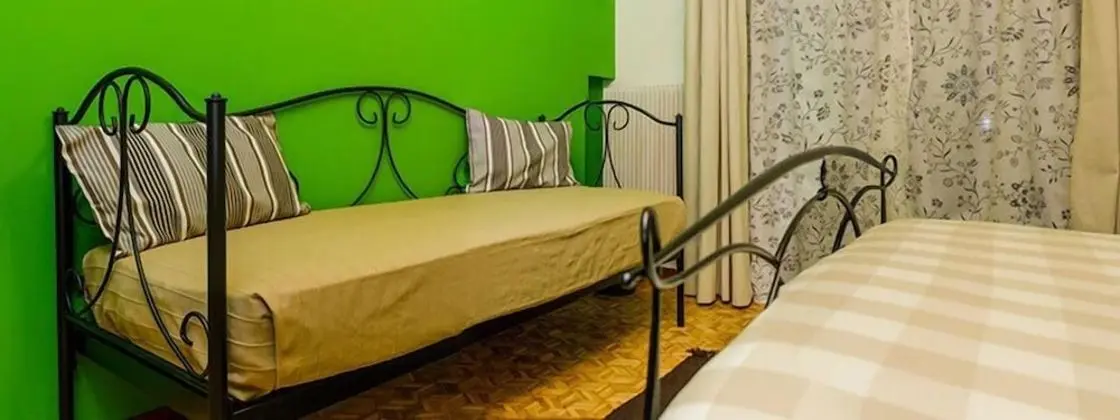 Üç Kişilik Oda (Verde)
