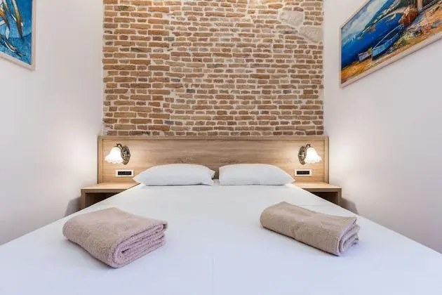 Economy Tek Büyük Yataklı Oda