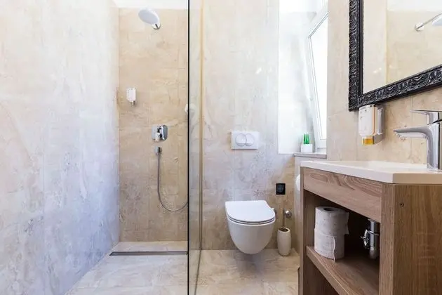 Economy Tek Büyük Yataklı Oda