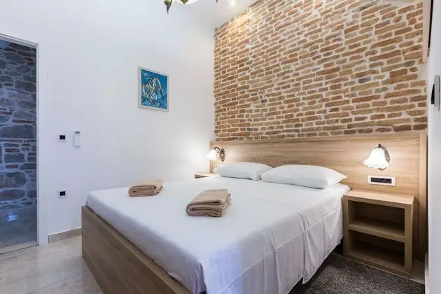 Economy Tek Büyük Yataklı Oda