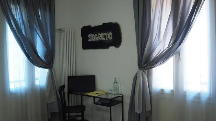 Economy Tek Büyük veya İki Ayrı Yataklı Oda, Ortak Banyo, Bahçe Manzaralı