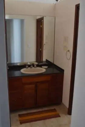 Basic Tek Büyük Yataklı Oda, 1 Çift Kişilik Yatak, Ortak Banyo, Avlu Manzaralı