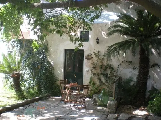 Tek Büyük Yataklı Oda, Bahçe Manzaralı (Ramere small)