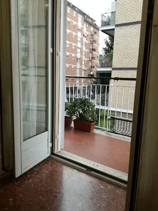 Tek Kişilik Oda, Ortak Banyo