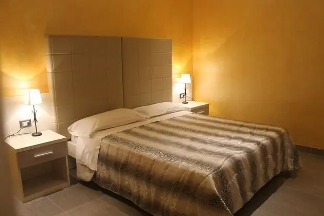 Tek Büyük Yataklı Oda