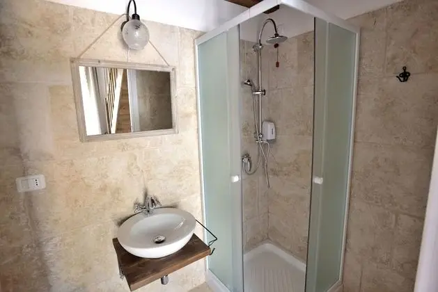 Üç Kişilik Oda (Mandorlo)