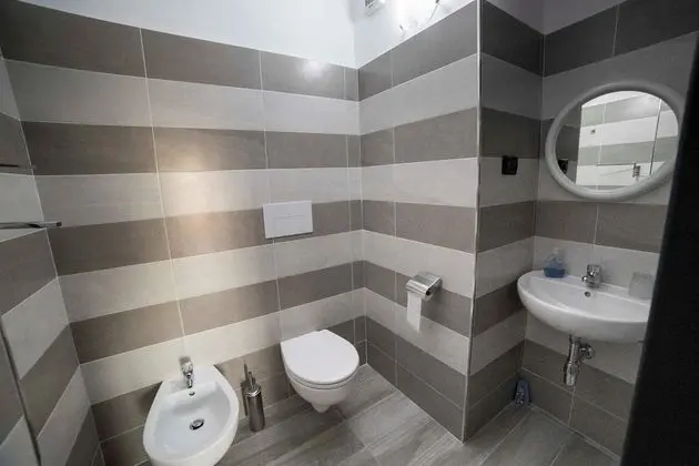 Tek Büyük veya İki Ayrı Yataklı Oda, Balkon