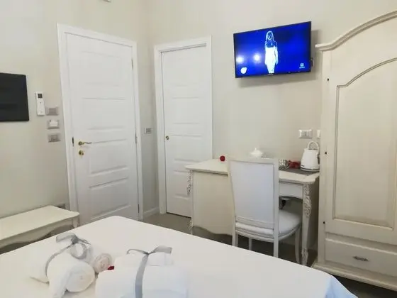 Tek Büyük Yataklı Oda, Balkon