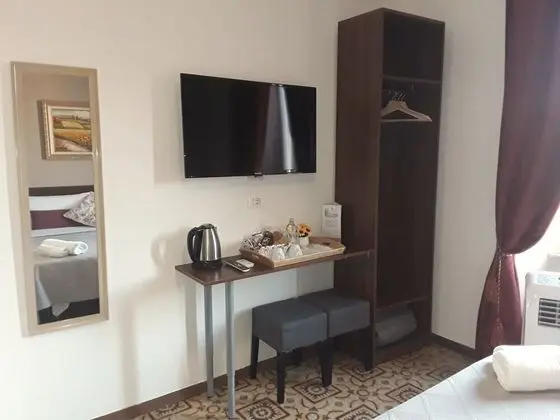 Classic Tek Büyük Yataklı Oda