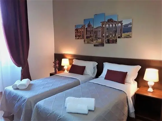 Classic Tek Büyük Yataklı Oda