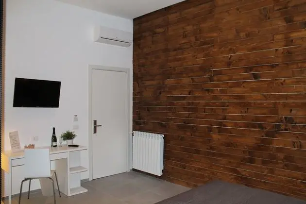 Tek Büyük Yataklı Oda