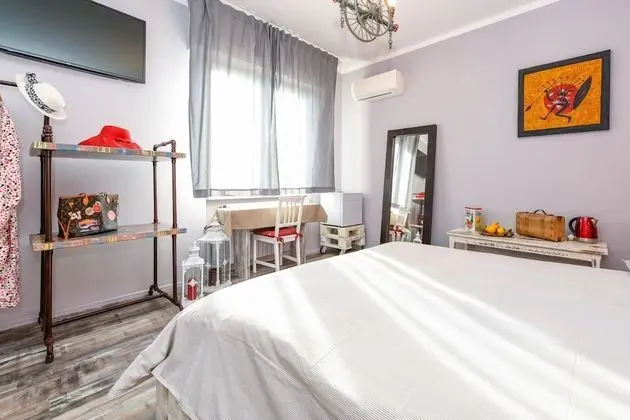 Comfort Tek Büyük Yataklı Oda (Rosy)