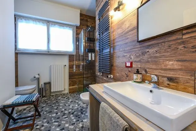 Comfort Tek Büyük Yataklı Oda (Rosy)