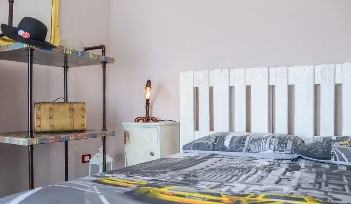 Comfort Tek Büyük Yataklı Oda (Rosy)