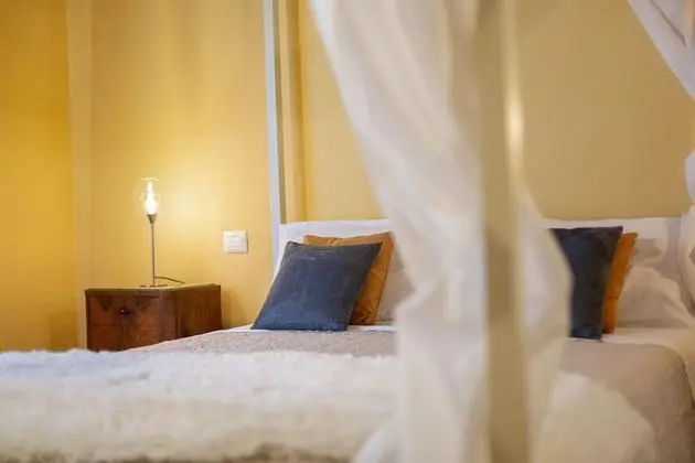 Junior Süit, Balkon