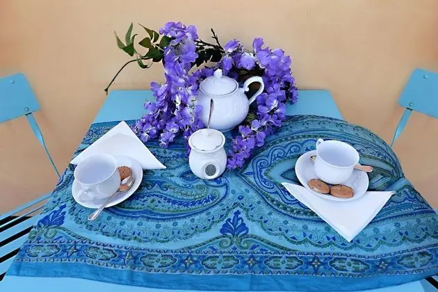 Comfort Tek Büyük Yataklı Oda