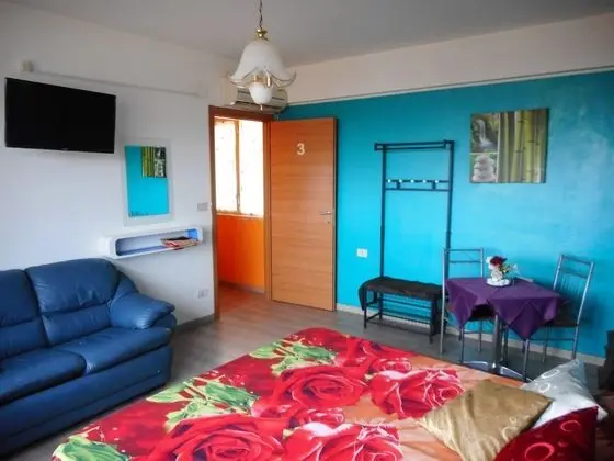 Comfort Tek Büyük Yataklı Oda