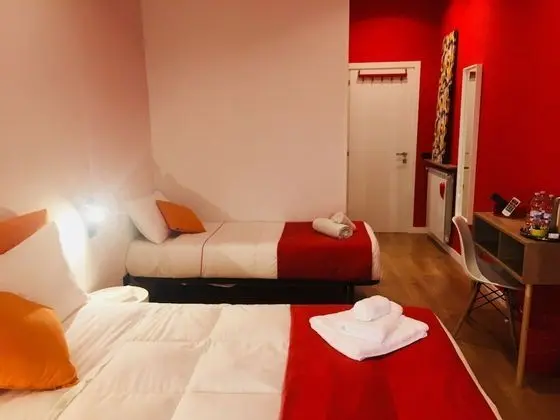 Standard Üç Kişilik Oda, Banyolu/Duşlu (Red)