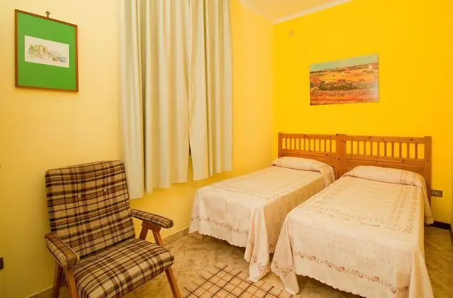 Suit Two Bedrooms