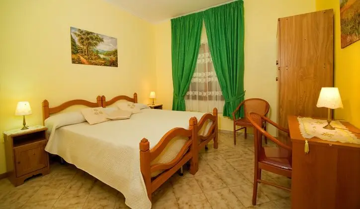 Suit Two Bedrooms
