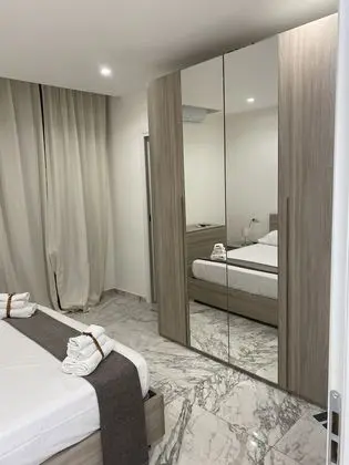 Comfort Tek Büyük Yataklı Oda