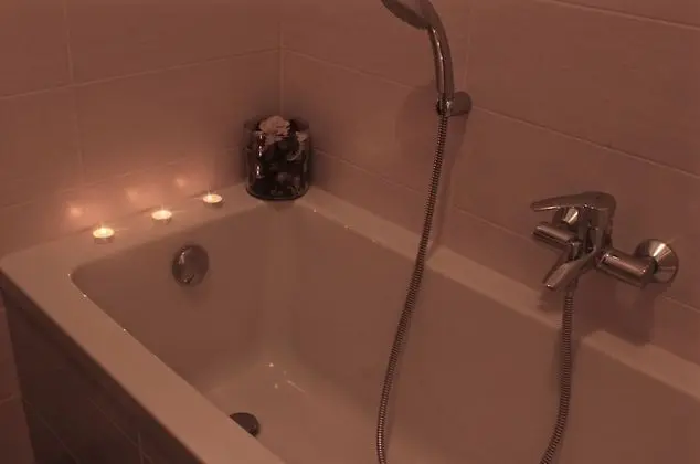 Tek Büyük Yataklı Oda, Özel Banyo