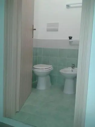 Standard Tek Büyük Yataklı Oda (Green)