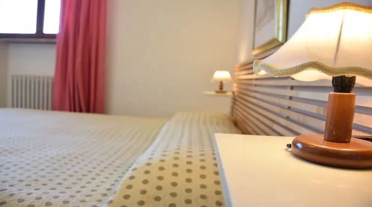 Tek Büyük veya İki Ayrı Yataklı Oda, Balkon