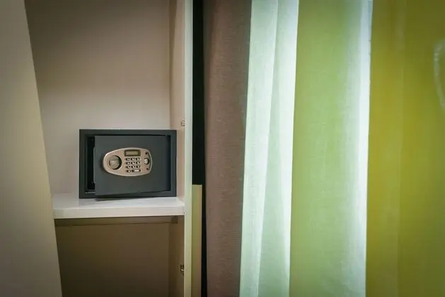 City Oda, 1 Büyük (Queen) Boy Yatak