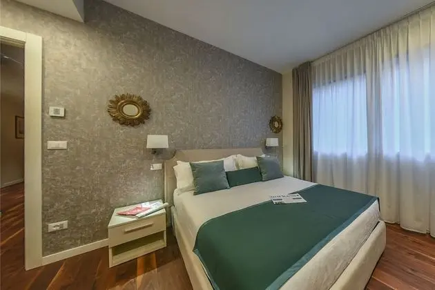 Club Oda, 1 Büyük (Queen) Boy Yatak