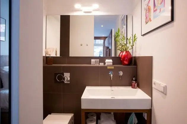 Deluxe Tek Büyük Yataklı Oda, 1 Büyük (Queen) Boy Yatak