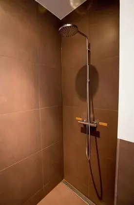 Deluxe Tek Büyük Yataklı Oda, 1 Büyük (Queen) Boy Yatak
