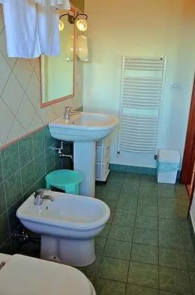 Tek Büyük veya İki Ayrı Yataklı Oda, Deniz Manzaralı